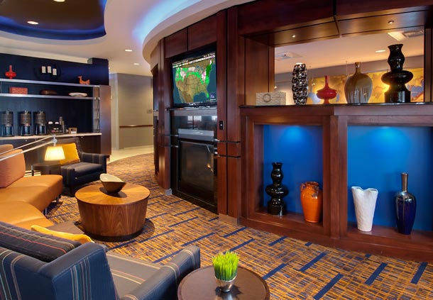 Отель Courtyard By Marriott Madison East Экстерьер фото